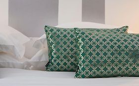 Lisbon City Break Suites